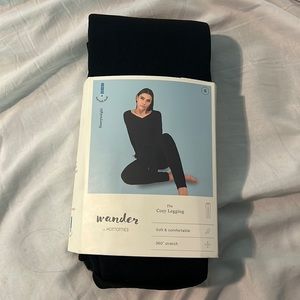 5/$20 Wander leggings NIP